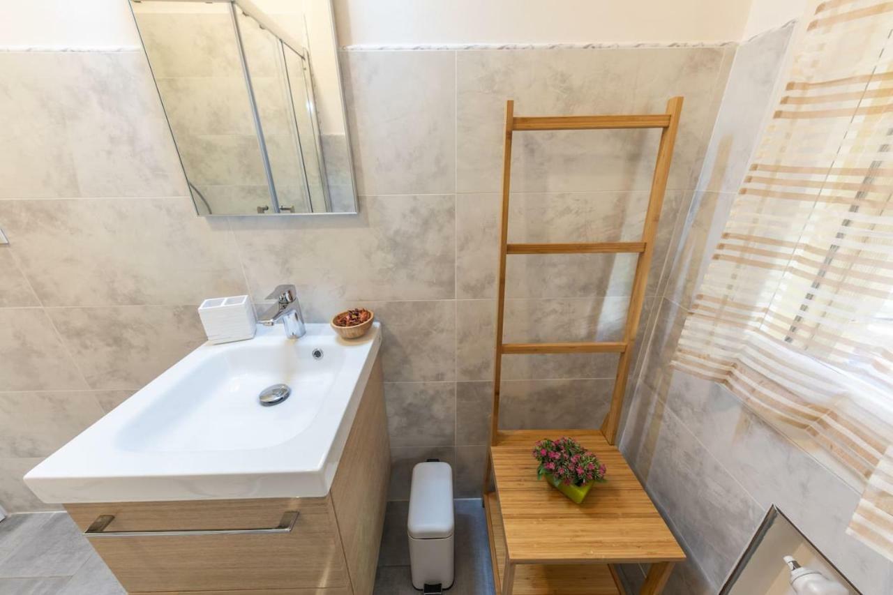 Downtown Bologna Apartment Zewnętrze zdjęcie
